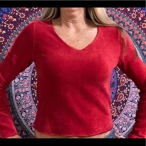 Limited vneck crop top